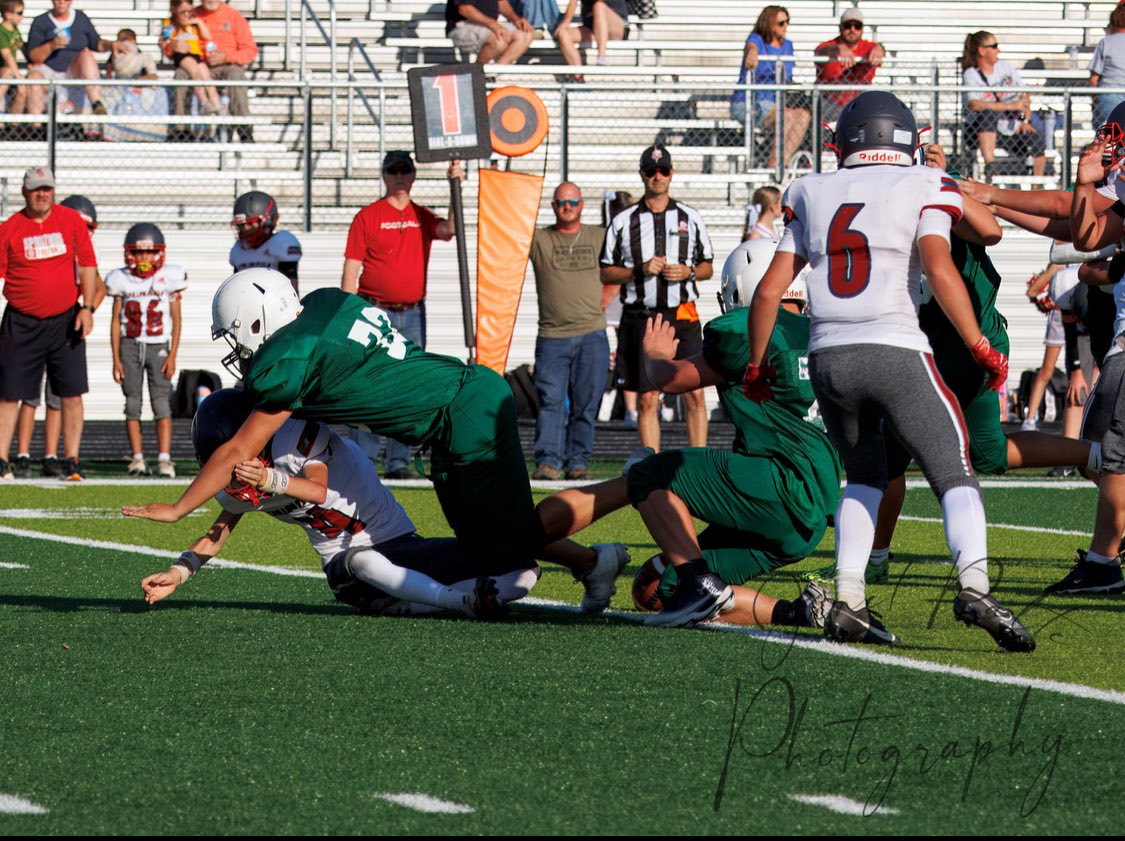 AndyFryger2030's tweet photo. QB sack—quick get-off, violent hands, finish.
#DLine #ClassOf2030
#TrenchWork https://t.co/vs72k7exa6