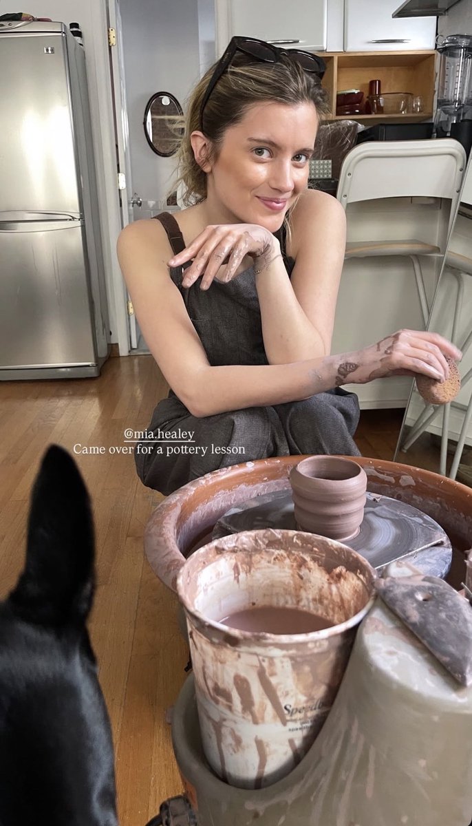 Mia Healey Updates (Fan Account) tweet media