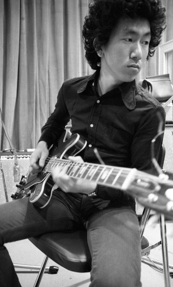 muddyhotoke's tweet photo. 🎸【塩次伸二メモリアル2026】
8823のみなさんに呼んでいただき4/29京都「拾得」と4/30難波「S.O.Ra」で参加します

ウエストロード・ブルーズバンドの盟友であり、"Blues Guitar Master"であった塩次伸二の偉業を振り返りたいと思います

天国に召されて18年..... https://t.co/SvK2U5NaVa
