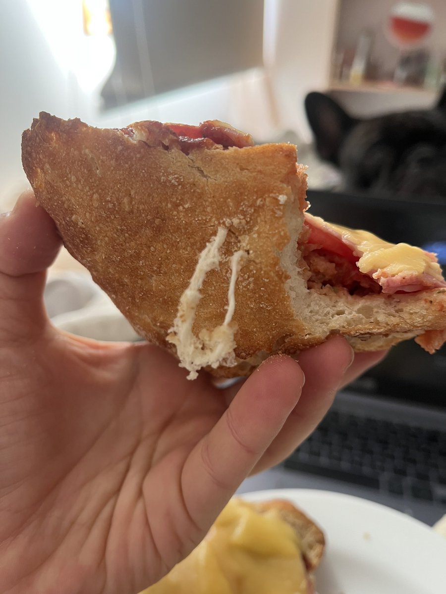 pauli🫐 tweet media