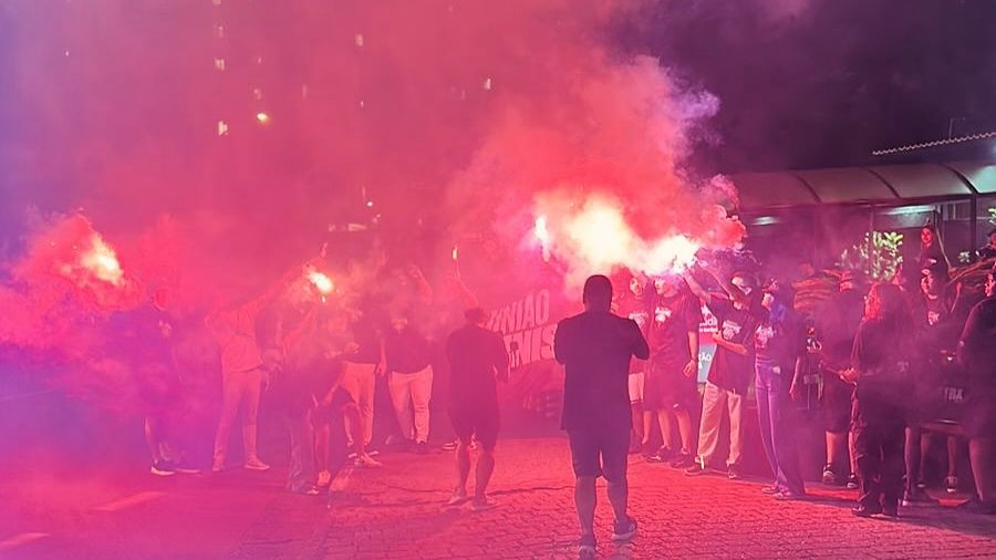 DesimpaiN tweet media