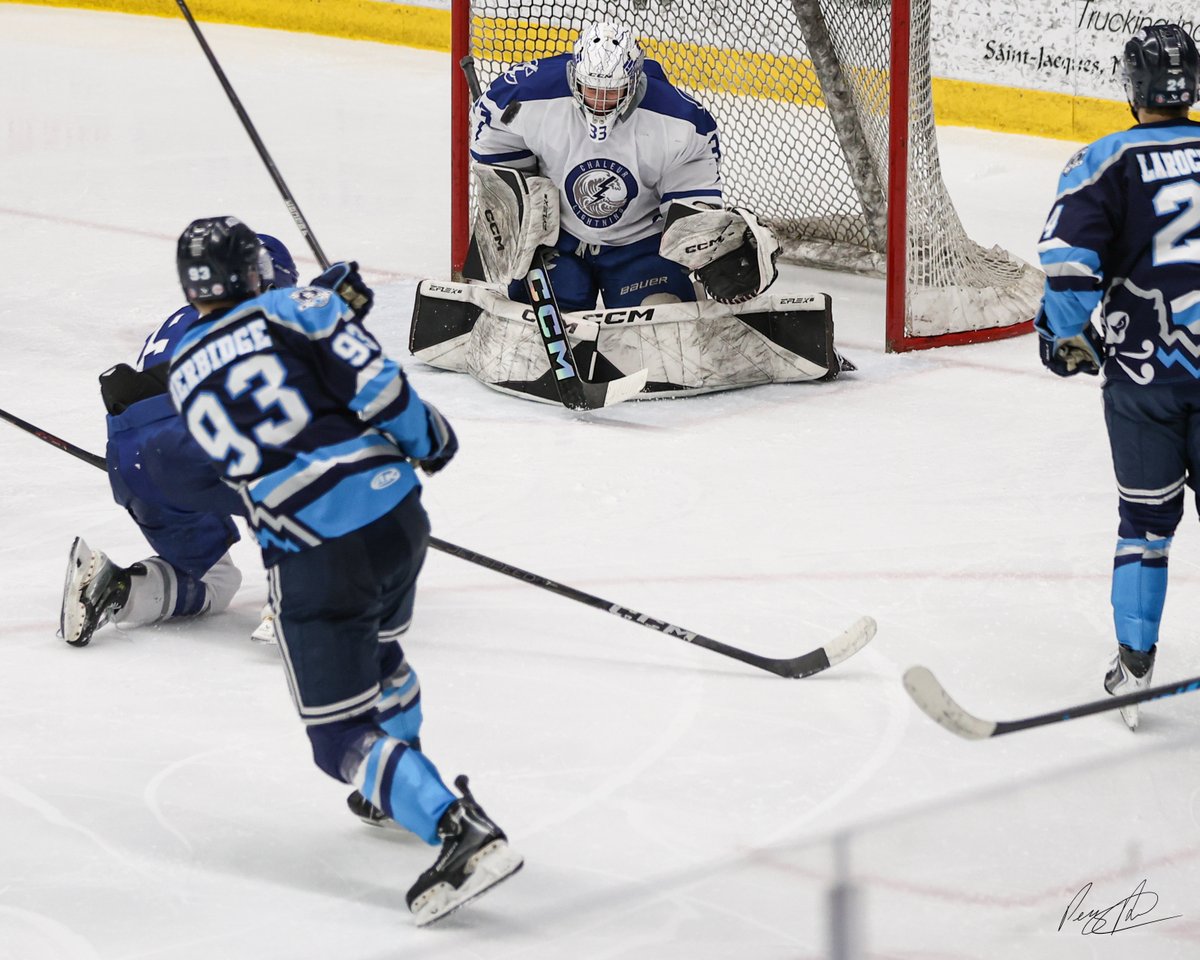 BlizzardEdston's tweet photo. Le Lightning et le Blizzard entameront la finale de la section Nord le 31 mars à Edmundston

Lightning and Blizzard will kick off the North Division final on March 31 in Edmundston

https://t.co/fPEEzY6wMl https://t.co/IN7XXpfDPS