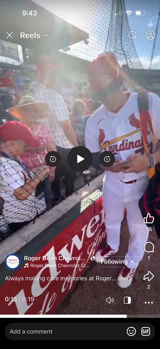 JettyPro's tweet photo. @Topps True class act player  - 👀 ripped @Topps packs with my kid during @Cardinals Spring Training. https://t.co/4hhWwUoXMb