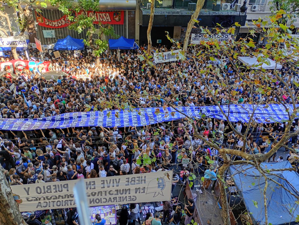 Marcha histórica, multitudes,familias, entusiasmo, ganas de pelear.../¿se termina la depre?/¿Los fachos ignorantes hacen agua?/ ¿El peronismo se decide a jugar fuerte y a faltar el respeto?/El crecimiento de <a href="/myriambregman/">Myriam Bregman</a>  El Tren, periodismo impuro, a las 19 hs en <a href="/belgrano570/">Belgrano570</a>