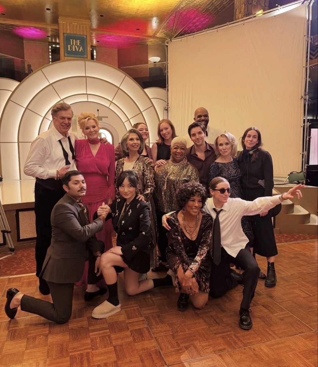 Jean Valjean Tchotchke 🖤 tweet media