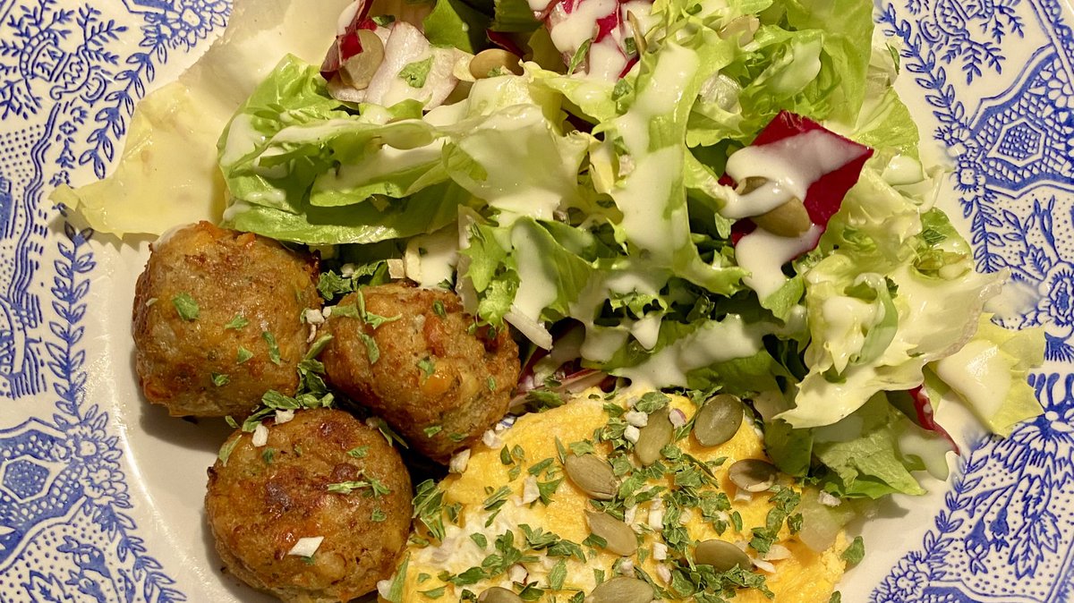 imani 詩人 tweet media