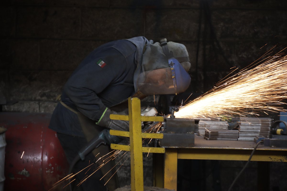 “¿Quién te boletinó?”: Senado pone la mira en el buró laboral...

El famoso “buró laboral” funciona como un expediente en las sombras: registra despidos, renuncias o conflictos y circula entre empresas como filtro silencioso. 

planolegislativo.com/senado-de-mexi…