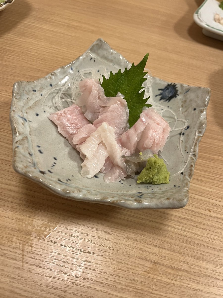 新たな食事体験を求めていますか？
当社は美味しい料理へのおすすめスポットを提供します。
食べ物好きの方、必見です！🍴 
#食べ歩き 
#美味しい料理
#タクシー 
#函館
#飯テロ mtbrs.net/ps_hakodatesou…