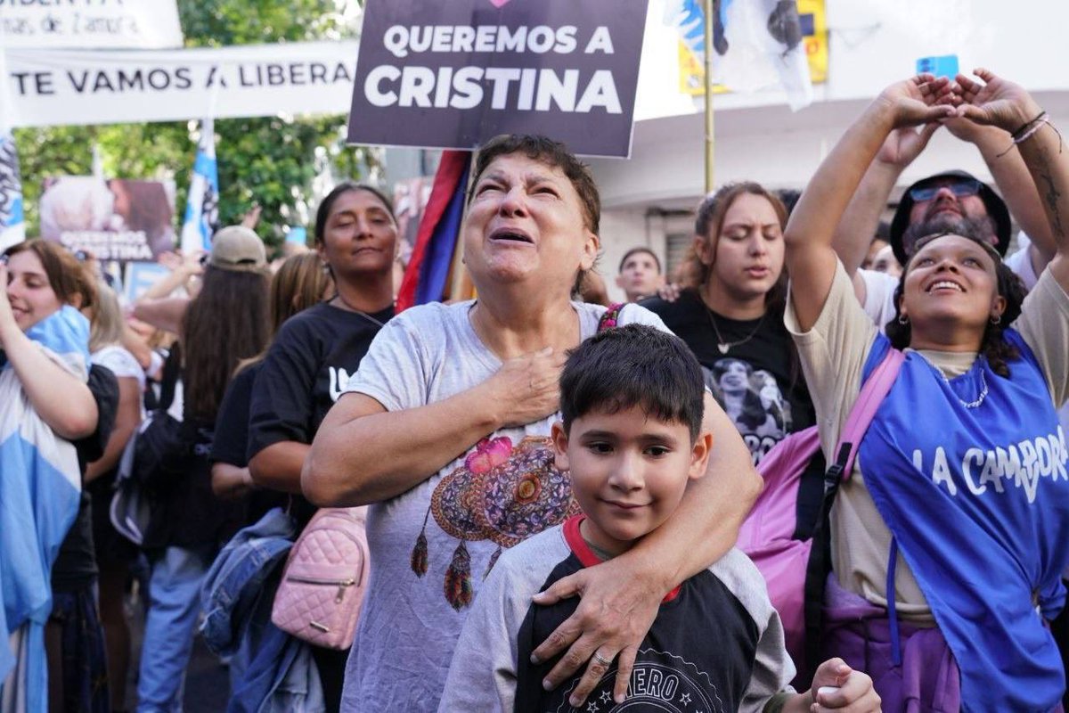 La Cámpora tweet media