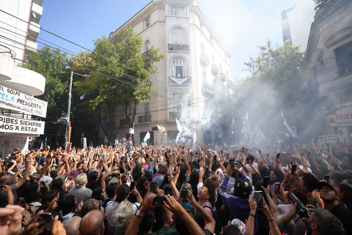 La Cámpora tweet media