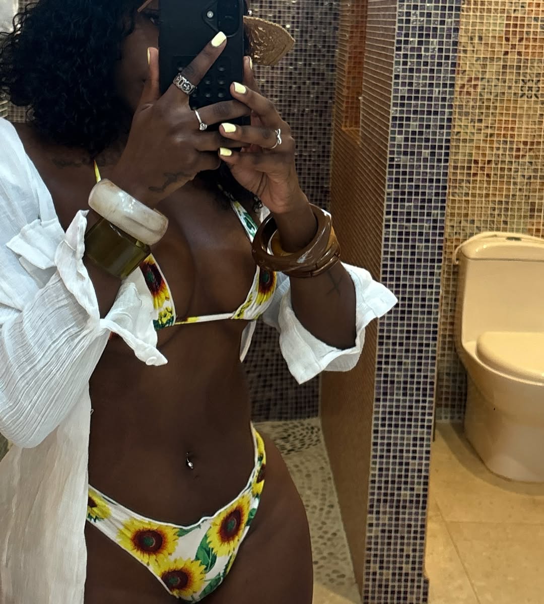 Ashley💅 tweet media