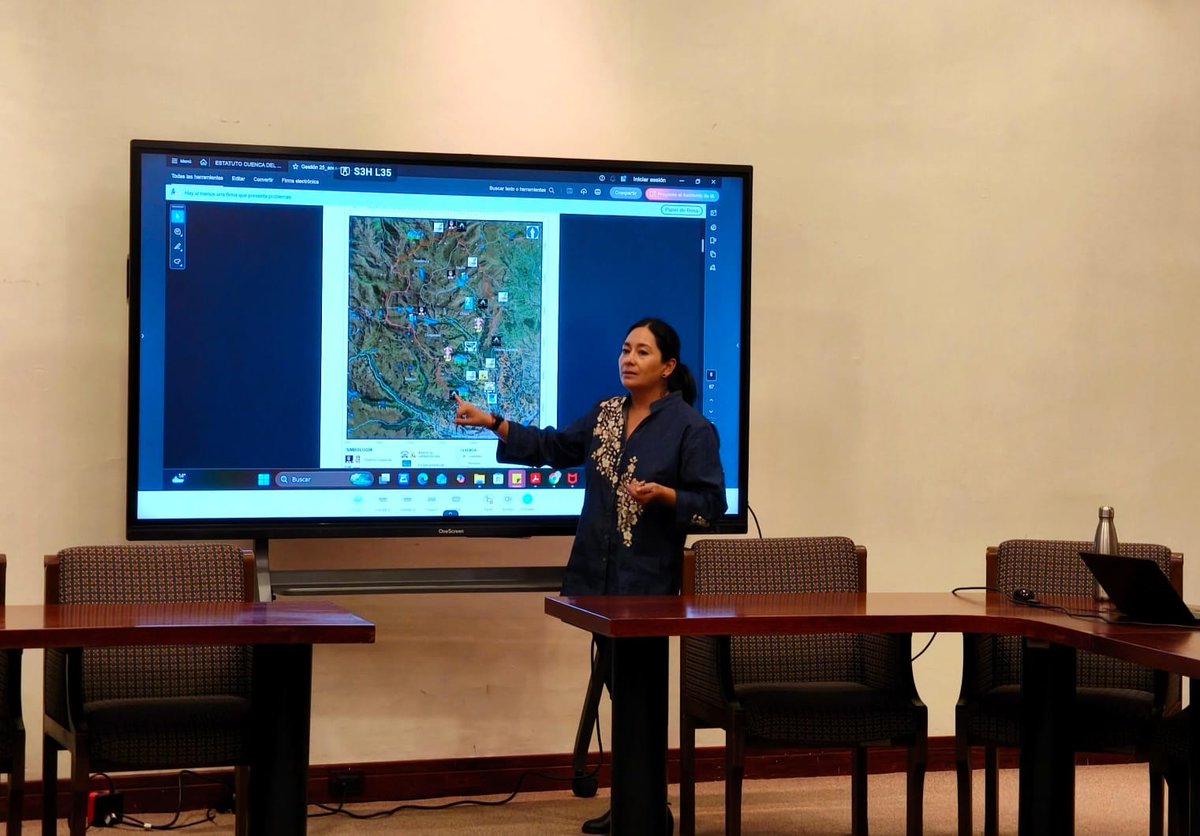 Elecaustro tweet media