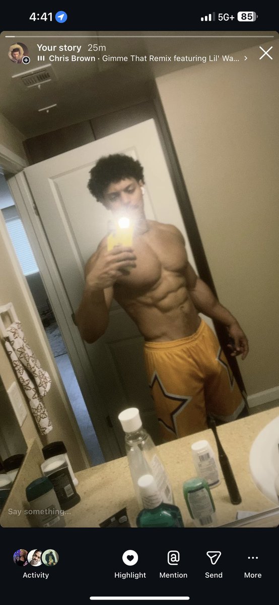 RobbyJ tweet media