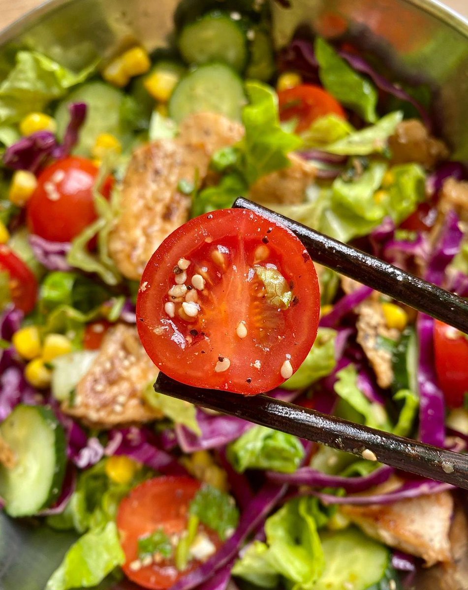 александр качур tweet media