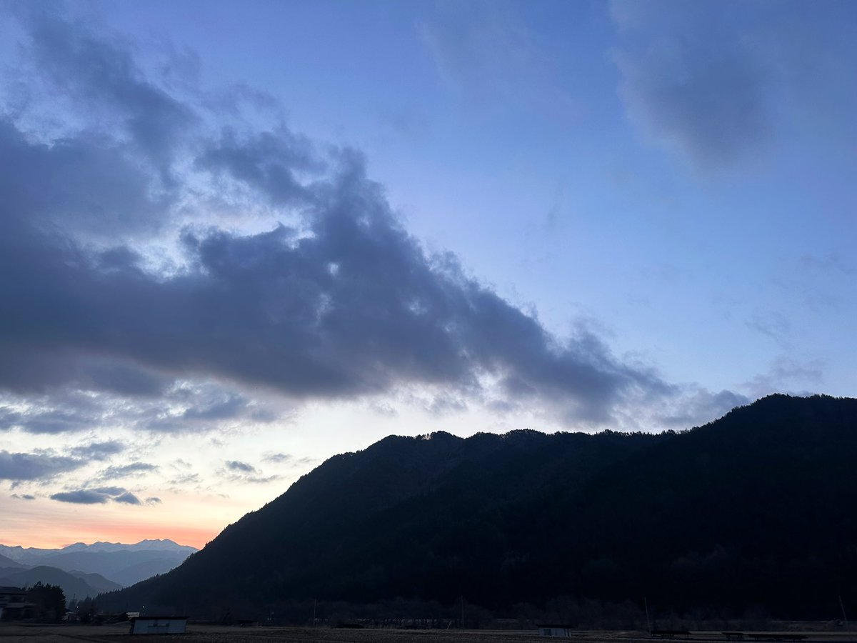 take_2DESU's tweet image. 暖かくなってきた

朝ラン12㌔

#STEPN
#STEPNGO
#朝ラン
#ランニング

少し足を捻ったと思ったけどすぐ戻したからきっと大丈夫！！大丈夫！！
冷やす