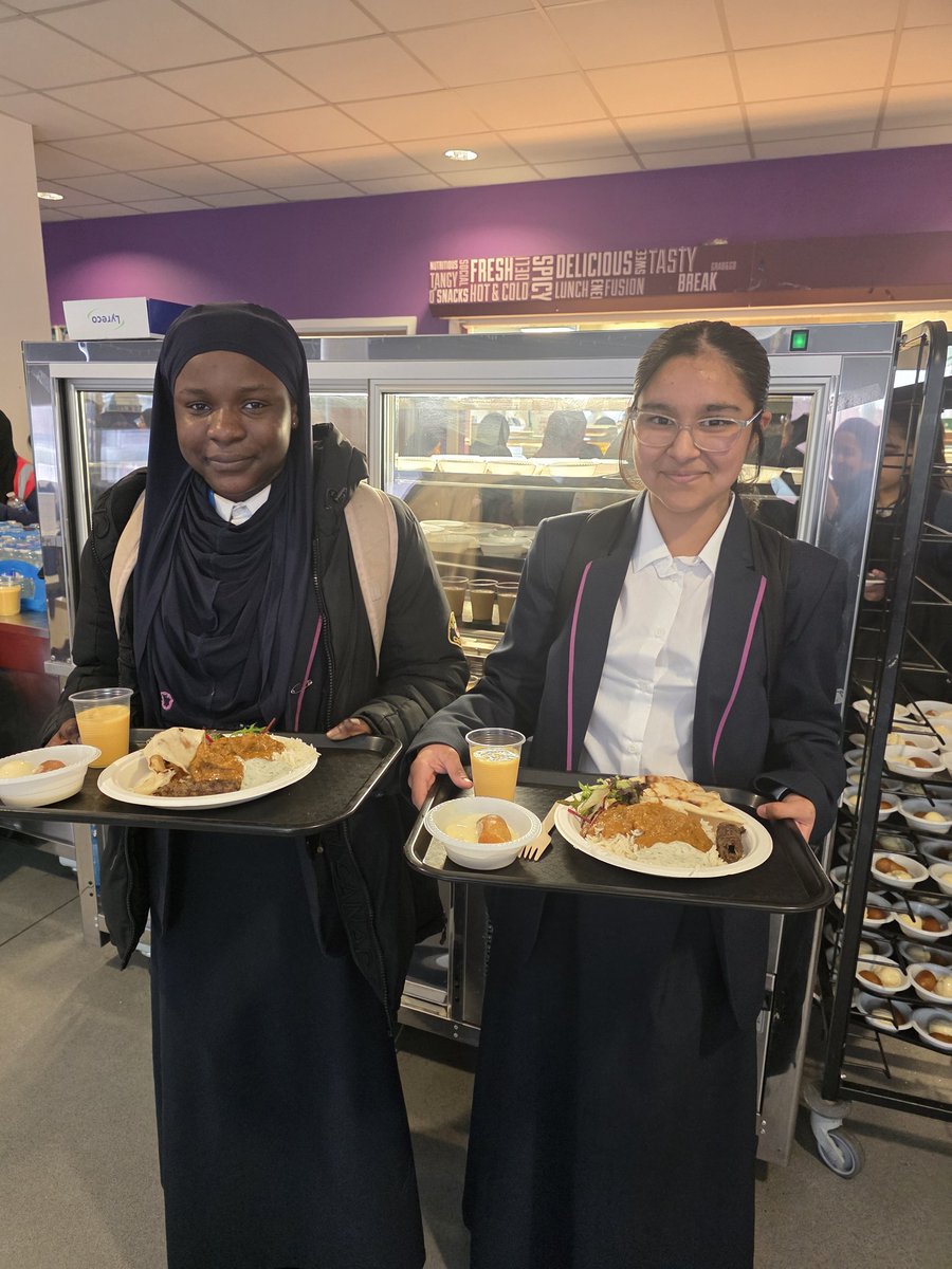 edengirlsWF's tweet image. Eid joy at school today 🌙✨
All staff and pupils were treated to a special Eid lunch — a wonderful moment of togetherness, gratitude and community.
#EidMubarak #SchoolCommunity #Togetherness