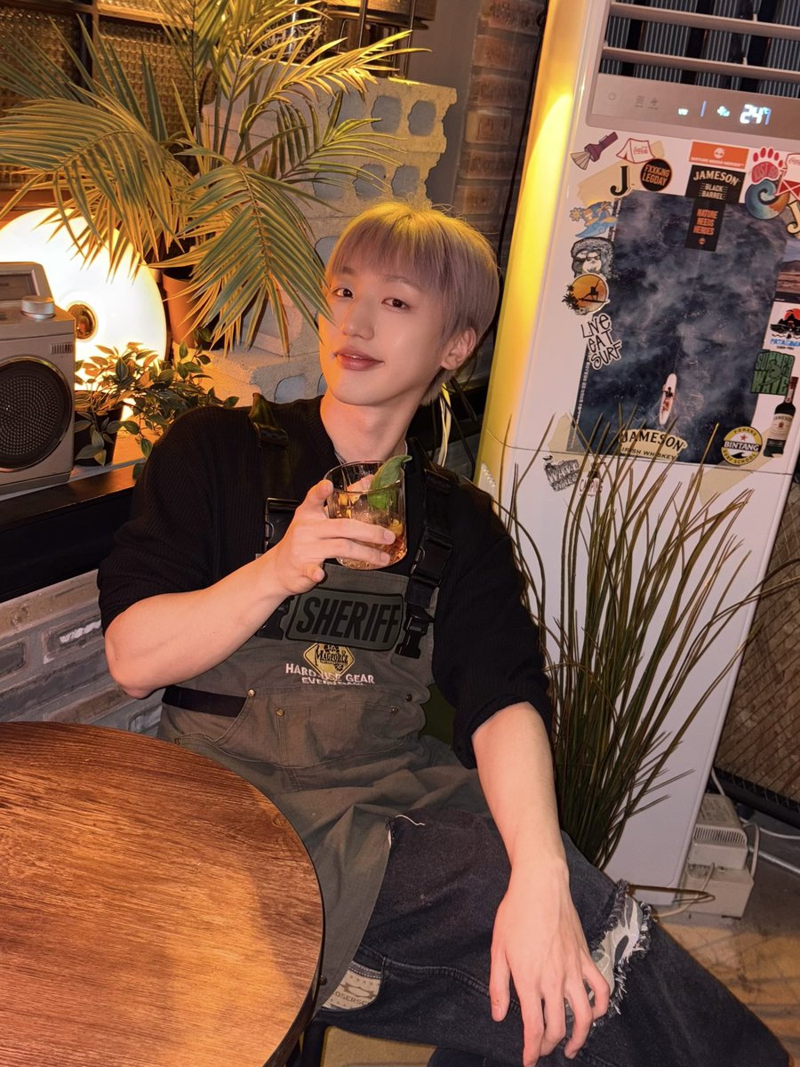 MONT_Fr's tweet photo. 「NEW-TWITTER」• 24.03.26 ☀

→ 📸

« [📷] M.O.N.T DIGITAL SINGLE ‘Keep It Slow’ RELEASE EVENT

🍸? »

—— 
#MONT #몬트 #RODA #로다 #BITSAEON #빛새온 #NARACHAN #나라찬 https://t.co/yoAbQh7WR4