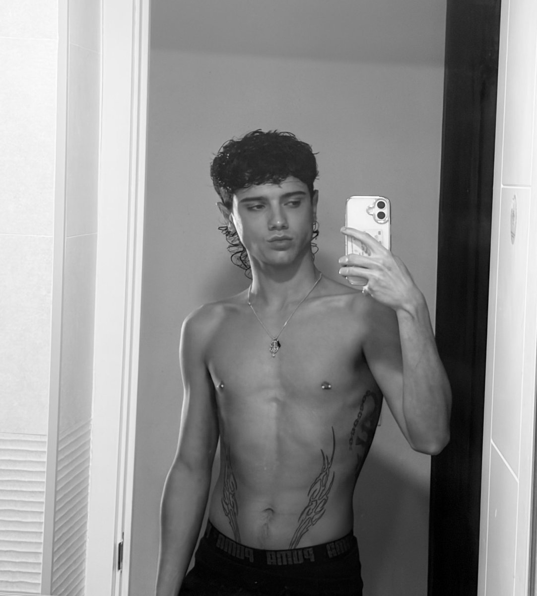 𝕬𝖓𝖙𝖔𝖓𝖎𝖔 tweet media