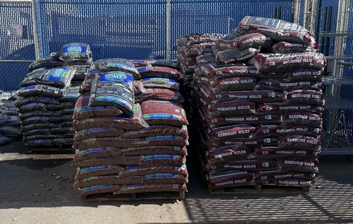 Clarks ACE Hardware-Ellicott City tweet media