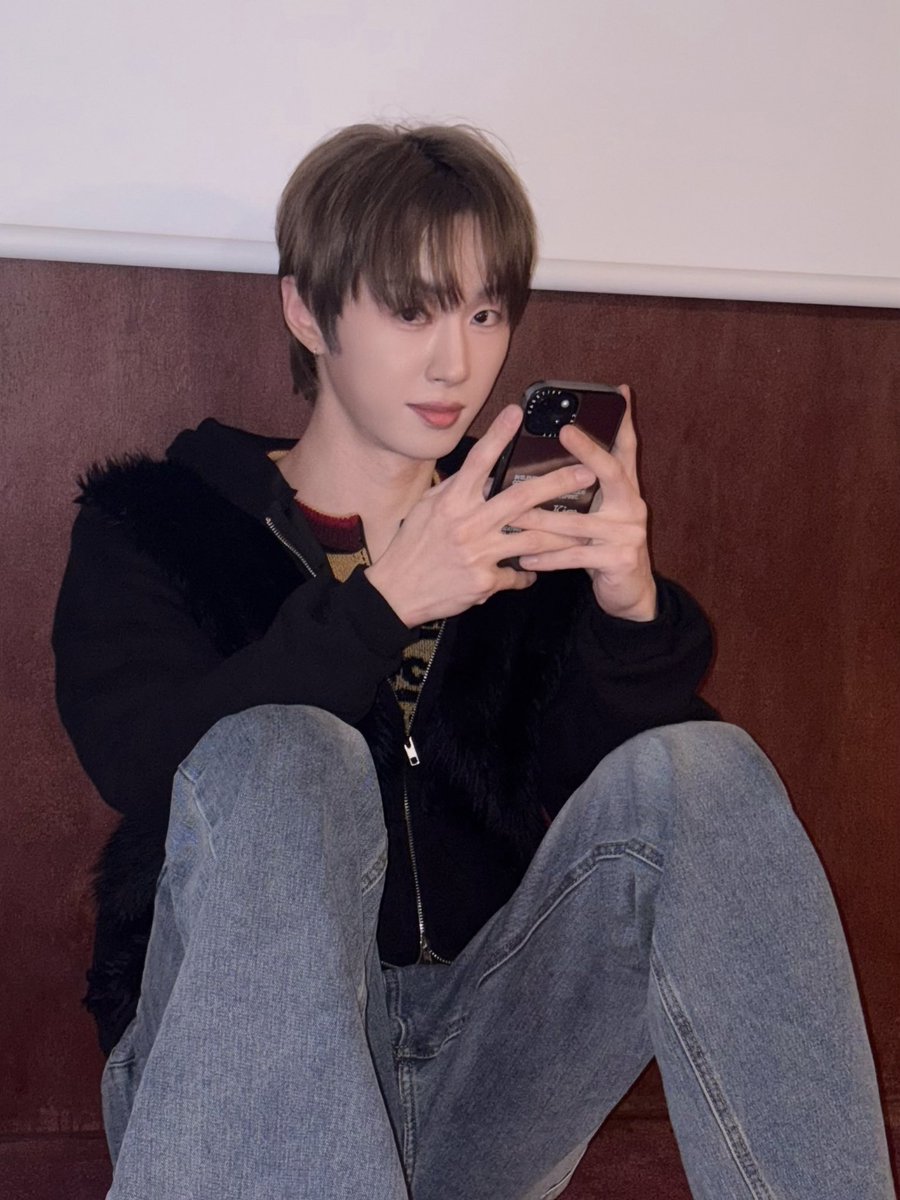 MONT_Fr's tweet photo. 「NEW-TWITTER」• 24.03.26 ☀

→ 📸

« [📷] M.O.N.T DIGITAL SINGLE ‘Keep It Slow’ RELEASE EVENT

Keep It Slow with MINT🌱»

—— 
#MONT #몬트 #RODA #로다 #BITSAEON #빛새온 #NARACHAN #나라찬 https://t.co/MpAHAvZVxg