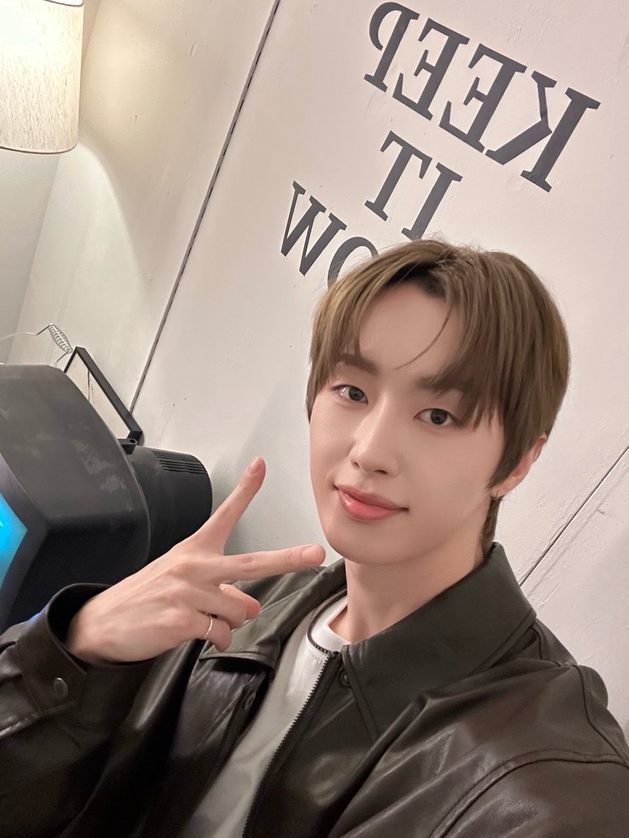 MONT_Fr's tweet photo. 「NEW-TWITTER」• 24.03.26 ☀

→ 📸

« [📷] M.O.N.T DIGITAL SINGLE ‘Keep It Slow’ RELEASE EVENT

Keep It Slow with MINT🌱»

—— 
#MONT #몬트 #RODA #로다 #BITSAEON #빛새온 #NARACHAN #나라찬 https://t.co/MpAHAvZVxg