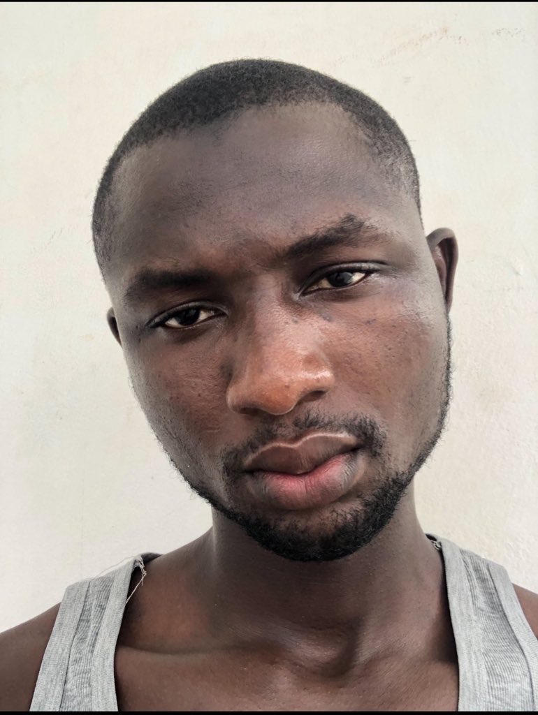 €b€€King10 tweet media