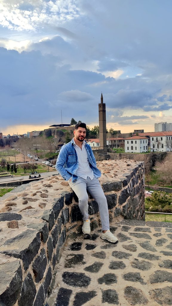 Sezer Bora tweet media