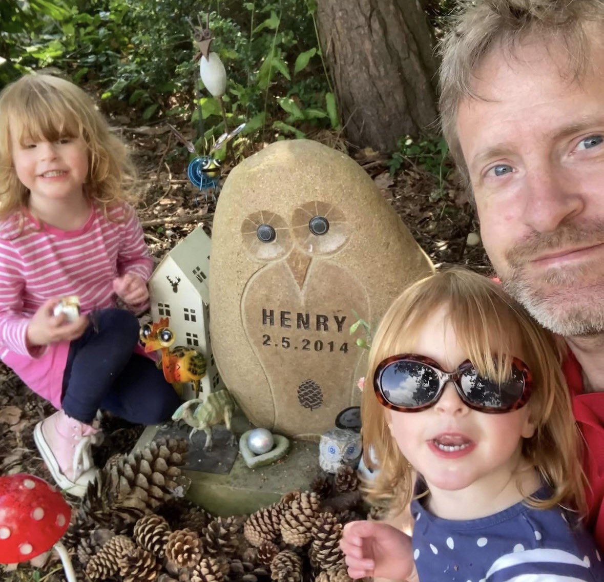 pineconeschris's tweet photo. And yet, a decade on, we’re still not where we need to be, and in some ways the landscape is more problematic than I’ve known it at any point in the nearly-twelve-years since the reality of perinatal death became my reality completely out of the blue in the blink of an eye. https://t.co/0TF5fNaFnV