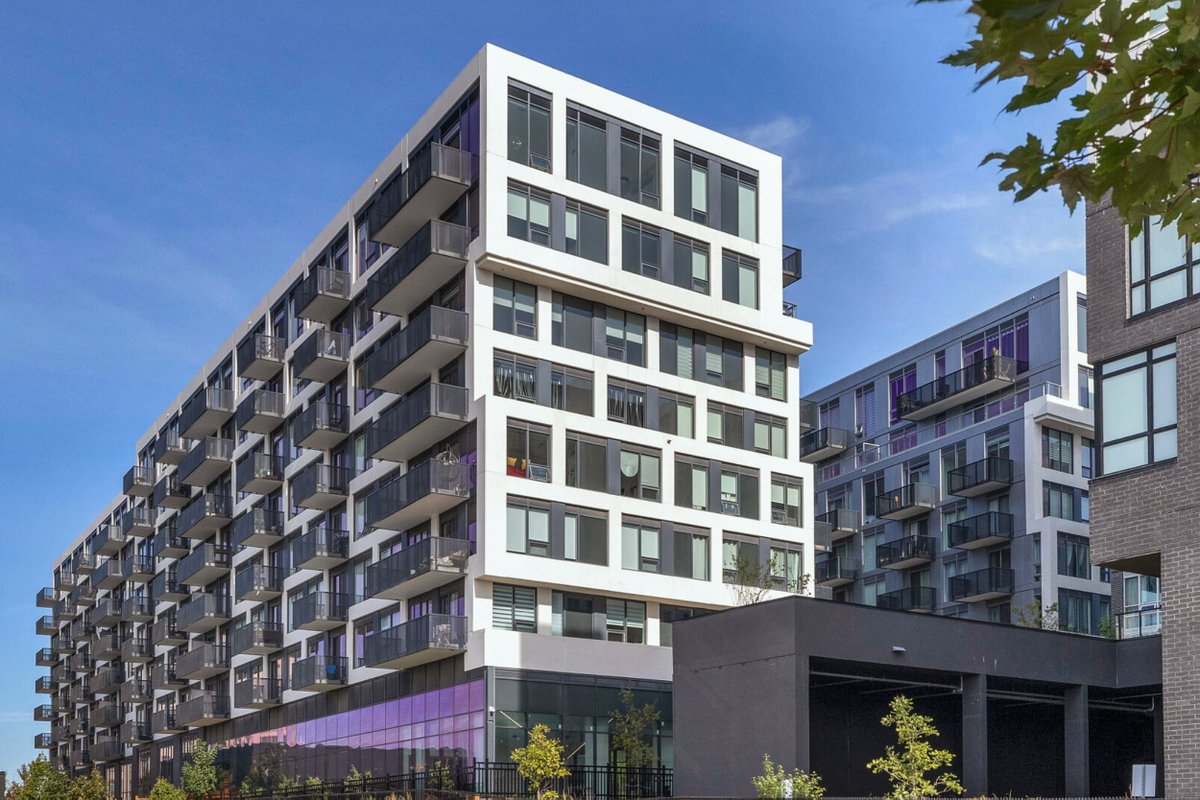LakeviewTeam's tweet photo. ✨Just Listed in #Oakville✨

📍512-2450 Old Bronte Road

This is your chance to own a 2-bedroom 2-bathroom suite in one of Oakville’s best buildings ‘The Branch’. Resort-style amenities and great location!

#JustListed #condo #home #condoliving #lakeviewteam https://t.co/8vEVJnZvk1