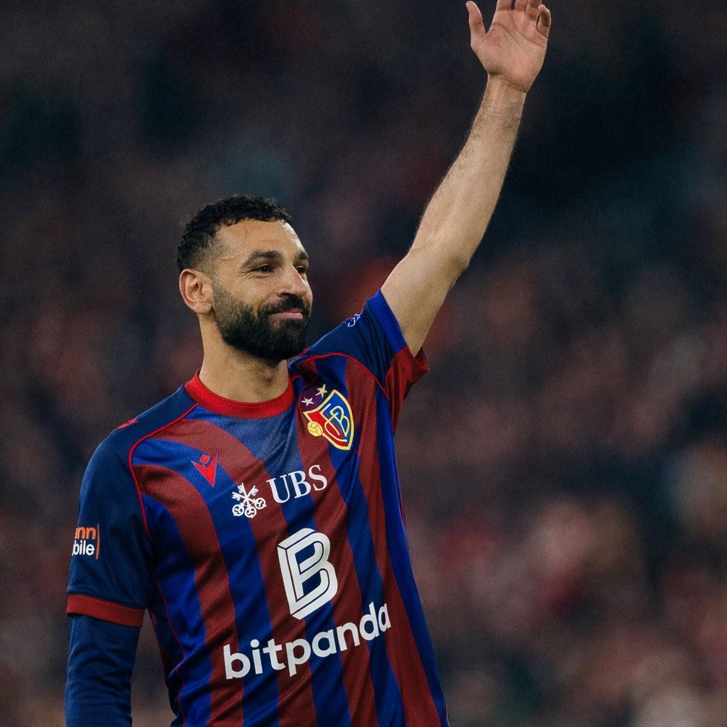 this_is_fcbasel's tweet photo. I have a dream👀💙❤️ #rotblaulive #rotblau #fcbasel #mosalah #salah #lfc https://t.co/GrkrHiWGux