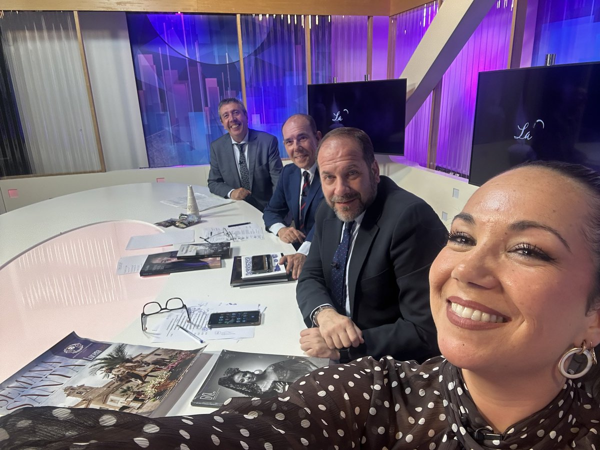 La Pasión tweet media