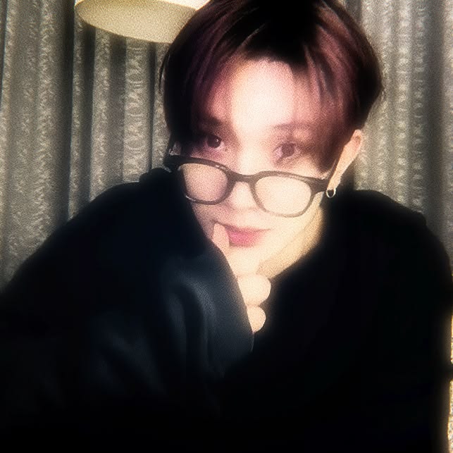 — eunji † tweet media