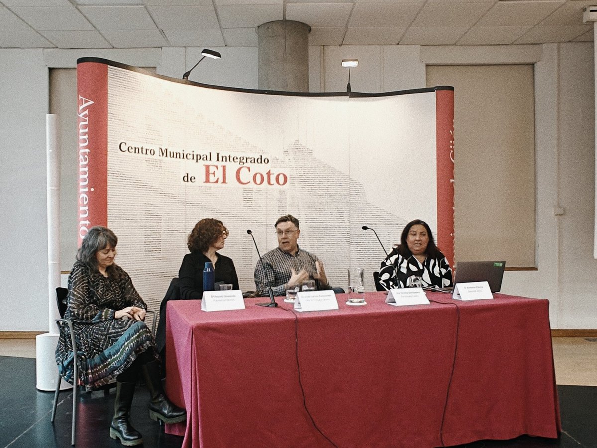 C.S.ElCoto tweet media