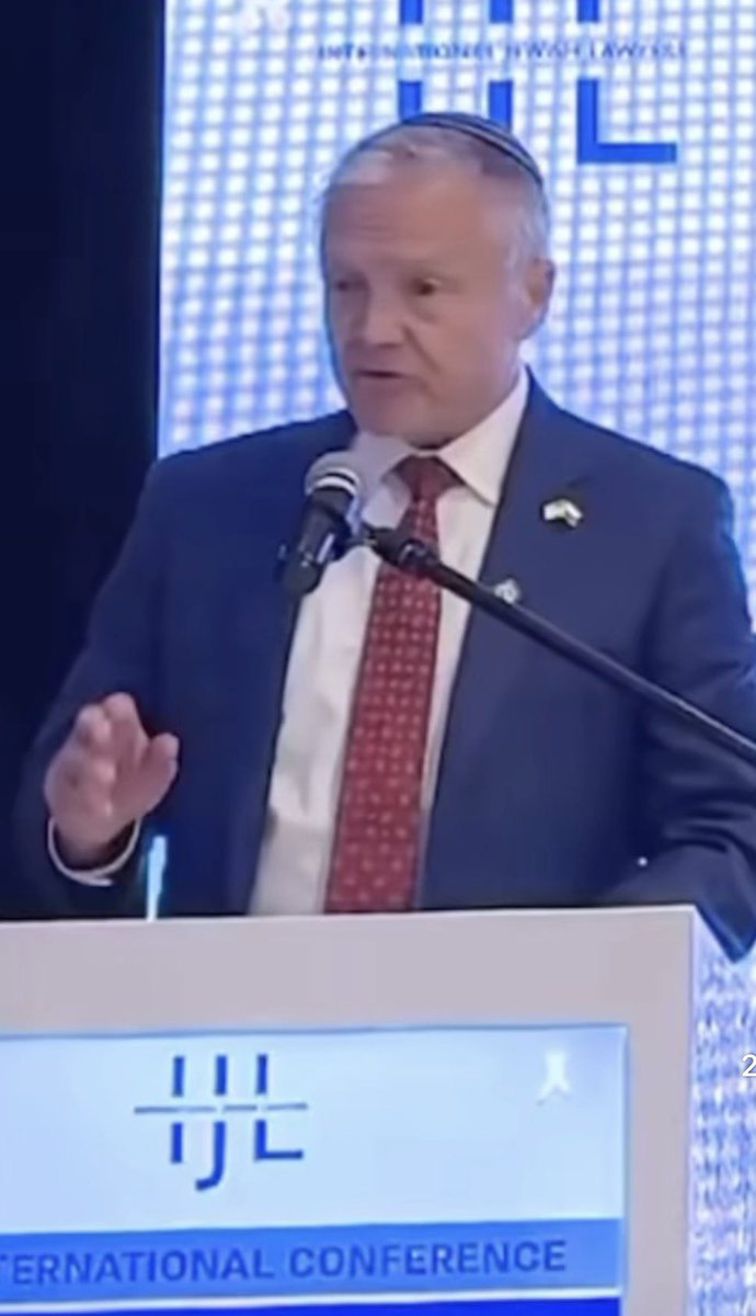 SzymonRuman's tweet photo. Thank you @USAmbPoland for this great speech and words of truth about my nation and its tragic history under German occupation and the heroic attitude towards saving Jews
🇵🇱🇺🇸🇮🇱
Link in comment👇🏻
@ijl_jewish @FriendsPolin
#March24
#NationalRemembranceDayForPolesWhoSavedJews https://t.co/tytpNGkNHn