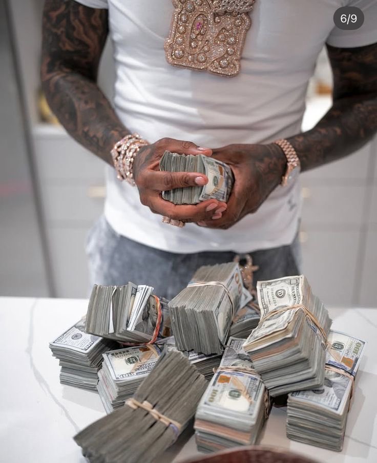 Bands💰 tweet media