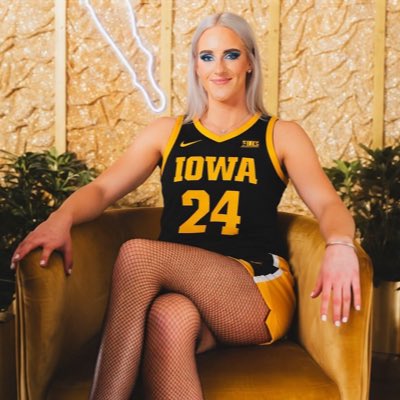 Caitlin Clark-Hewitt ( parody) tweet media