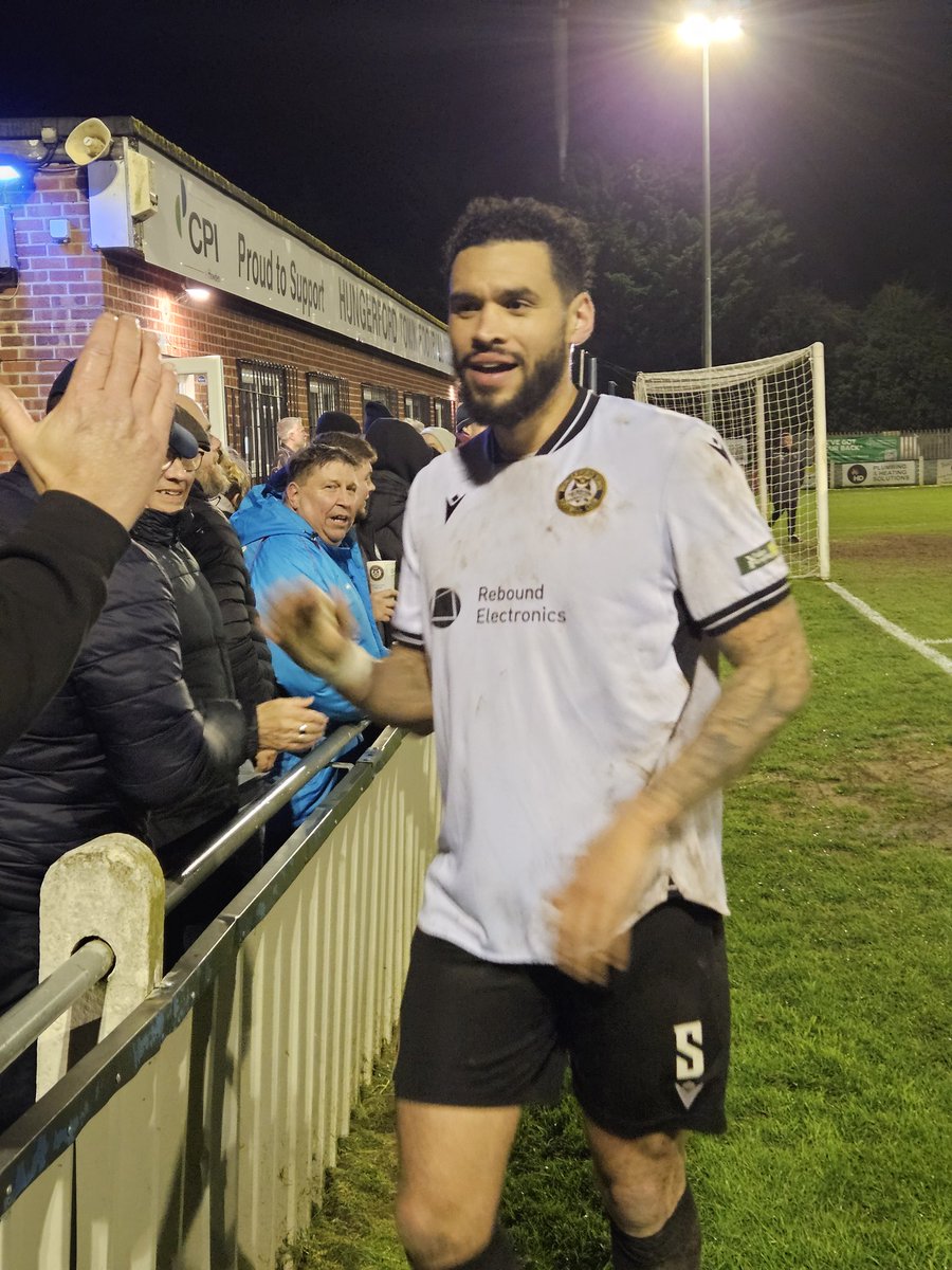 Hungerford Town FC tweet media