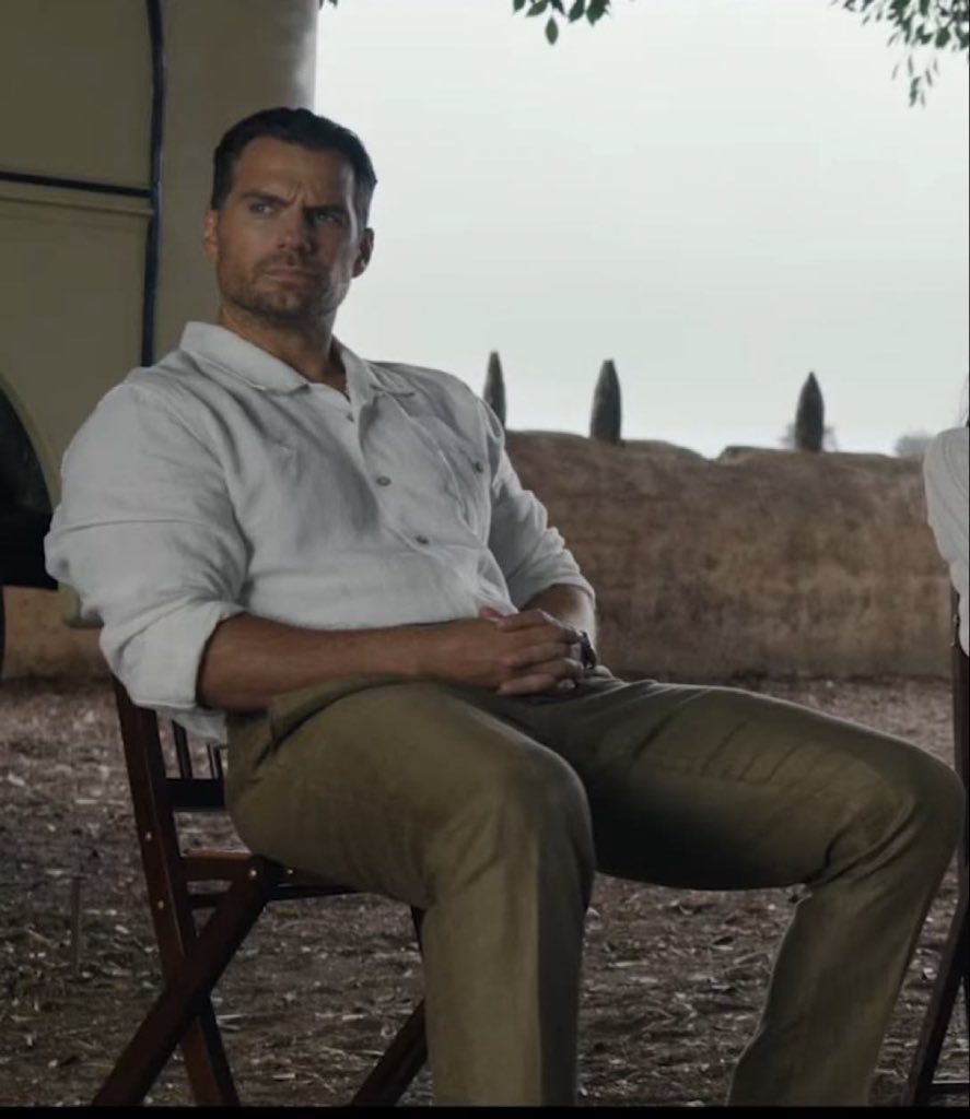 Henry Cavill tweet media