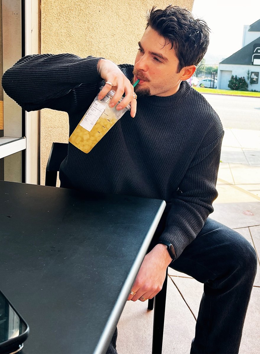 Theo Raeken tweet media