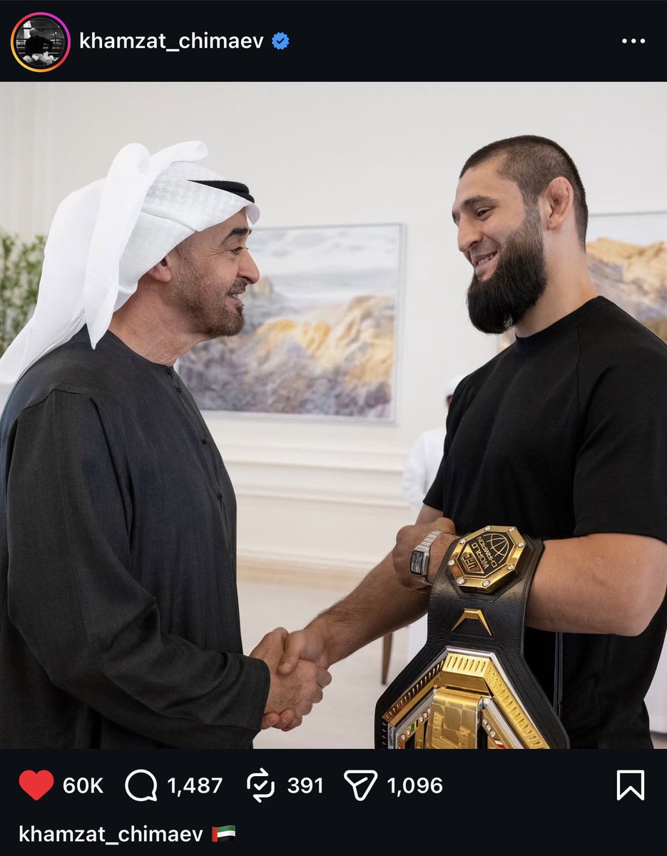 The champ showing his support for the UAE 🇦🇪
