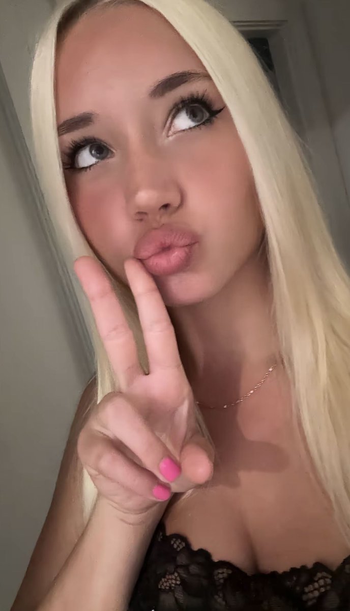 Princess 💞 tweet media