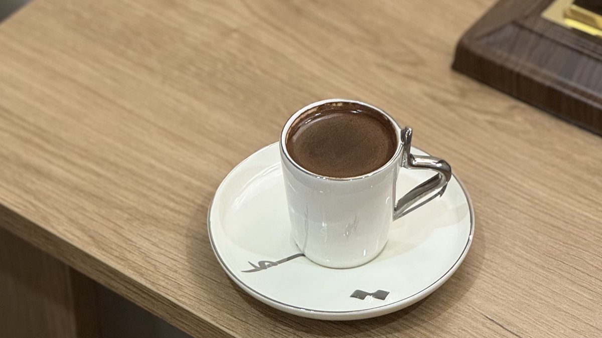 مُــ tweet media