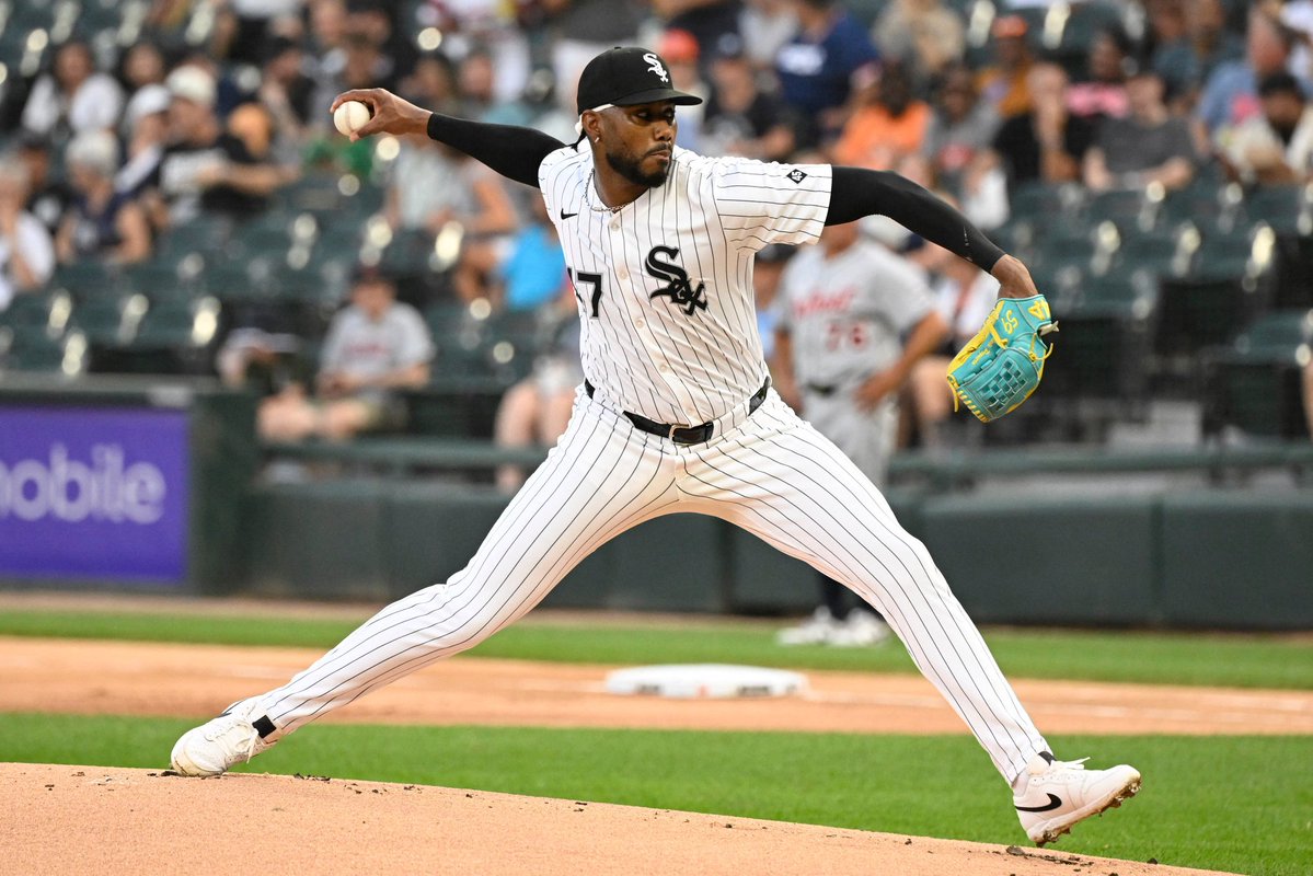 ELFANATICORD1's tweet image. Firmado 💰
Los @Orioles y Elvis Peguero 🤝
Contrato de liga menor ✍️
Pertenece al Escogido 🦁 en LIDOM ✅

#mlb #peloterosRD #LIDOM