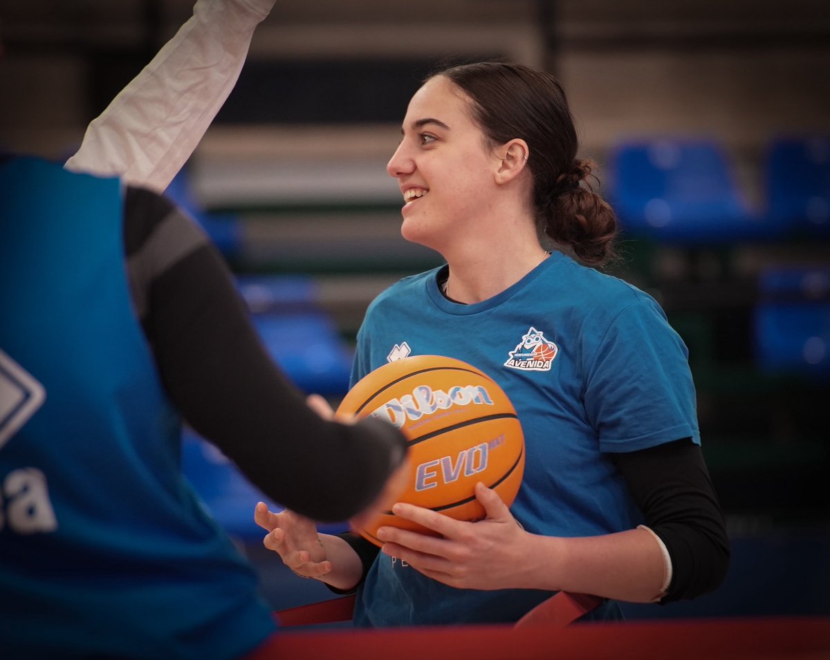 Perfumerías Avenida tweet media