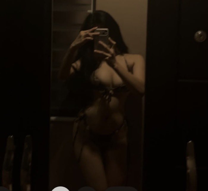 lovelyjoy72777's tweet photo. free nudies to everyone who likes (24 hours)💌 https://t.co/y6B8UGvg04
