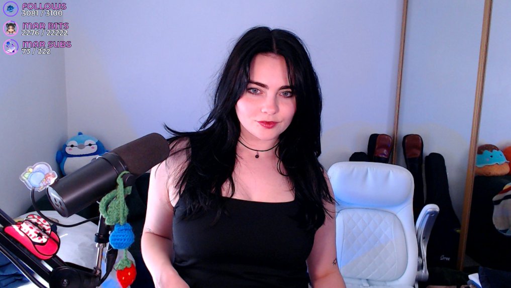 BLU 🫐 tweet media