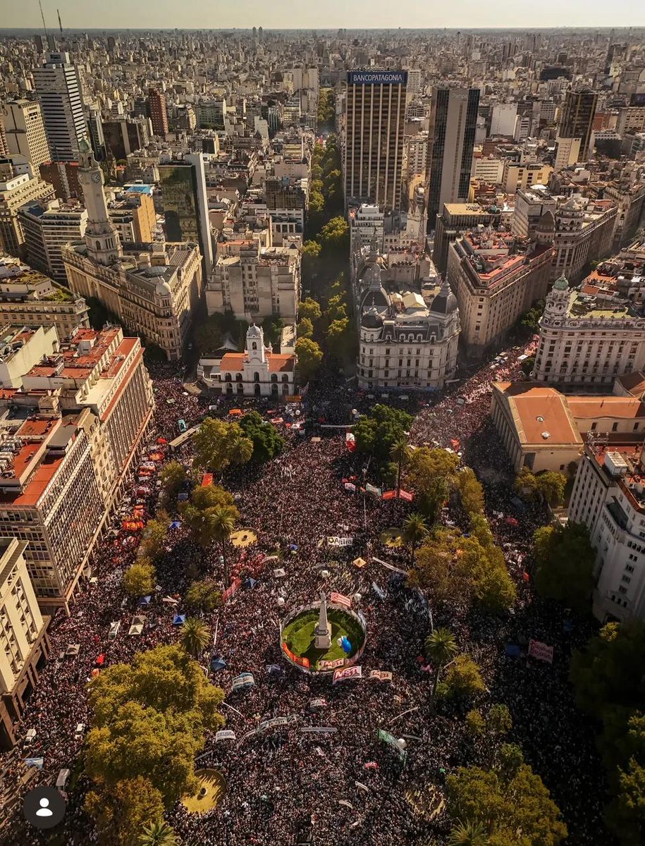 Lautaro Rivara tweet media