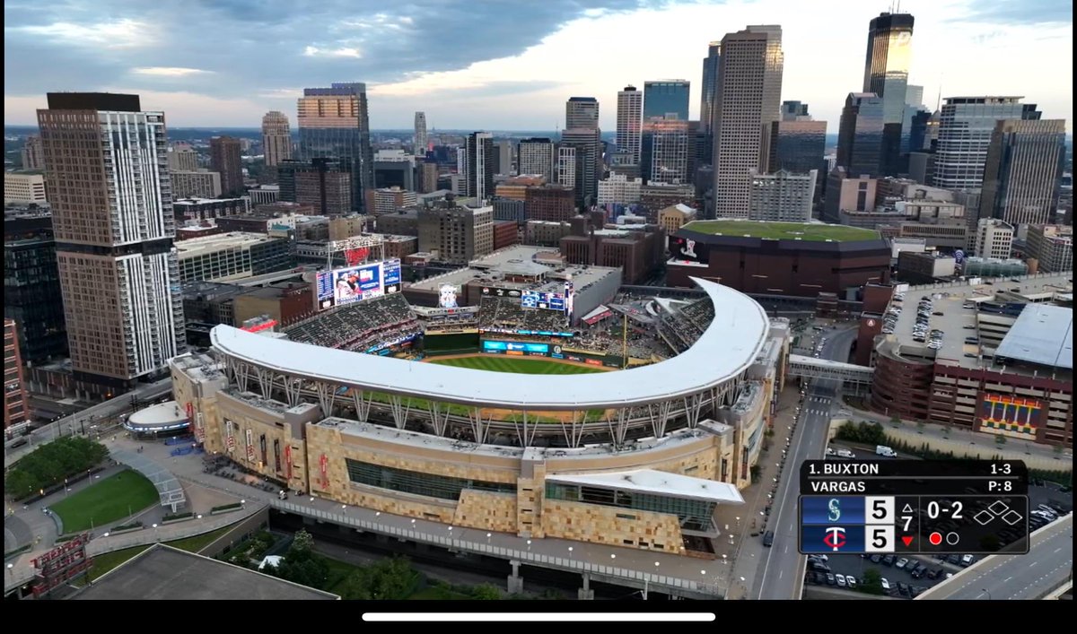 aidan🌊📖 tweet media