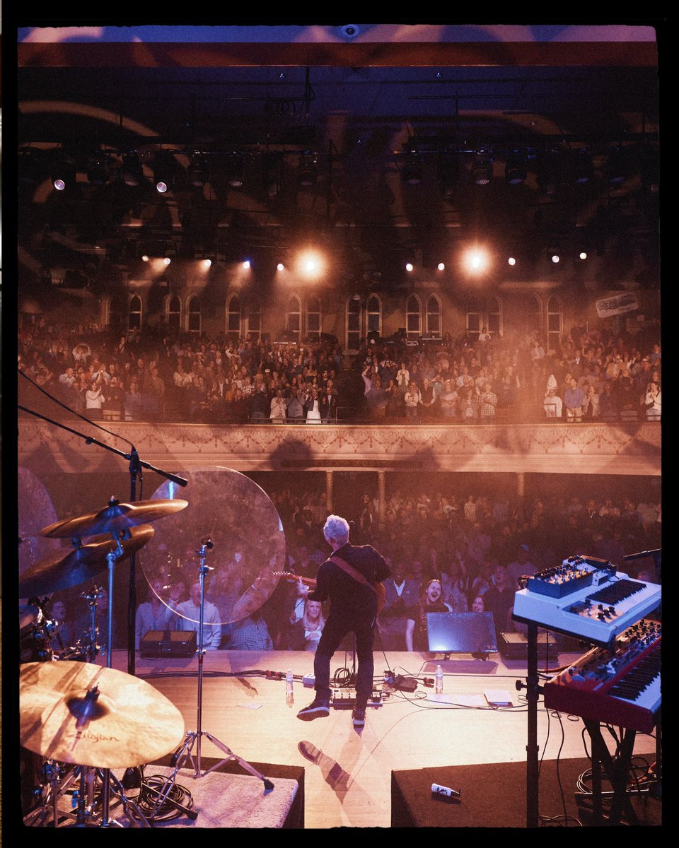 StevenCurtis's tweet photo. SPEECHLESS! That’s the best word I have for my time last night at @theryman for my last show of the Speechless Spring tour! Spending the evening celebrating God’s amazing grace with my family, dear friends, and my extended Nashville family was an incredible gift. So grateful to have been joined onstage by @russelled, Caleb Chapman, Conner Smith, and Mitchell (@m10penny). And I can’t say enough “thank yous” to my band, the amazing La Vie Quartet, crew, One Eight Entertainment team, @ShowHope, Platform Artists, @tprlive_co and everyone who made this tour and this last night such an unforgettable “taste and SEE the Lord is good!” experience!