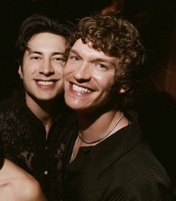 naz ☽︎☾︎ tweet media